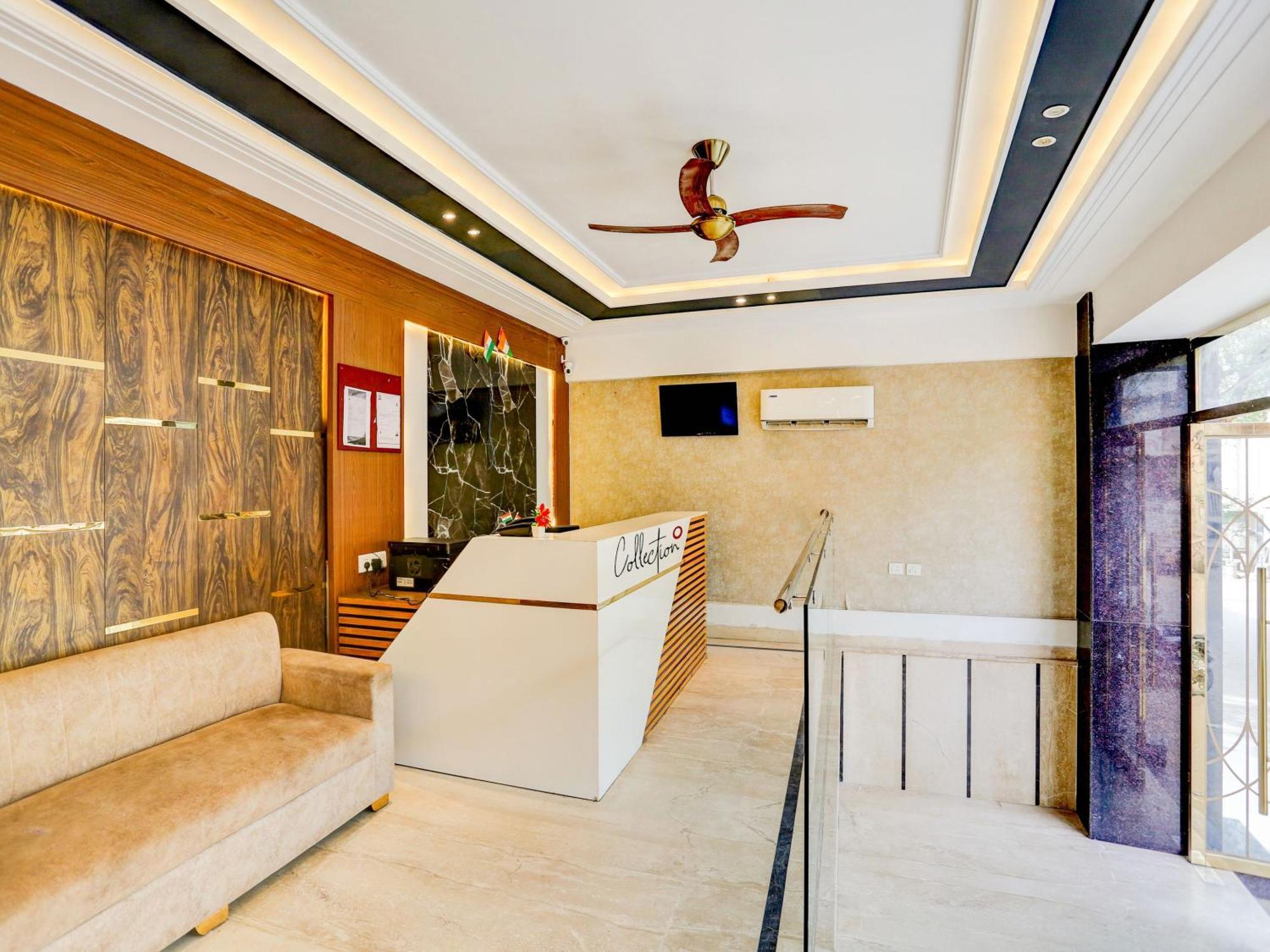 Collecion O White House Hotel New Delhi Bagian luar foto